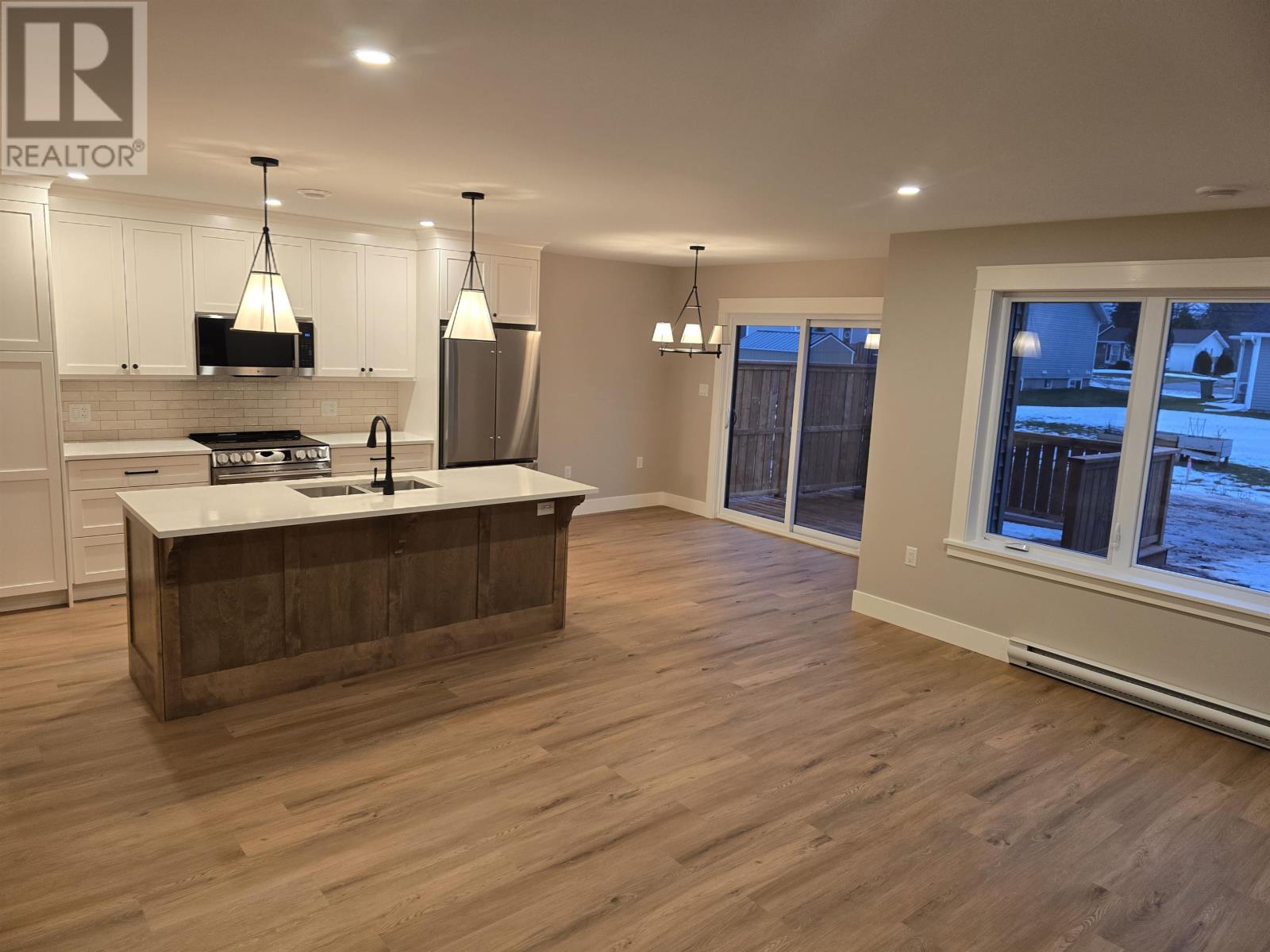 59 Essex Crescent, Charlottetown, Prince Edward Island  C1E 0G9 - Photo 5 - 202526999