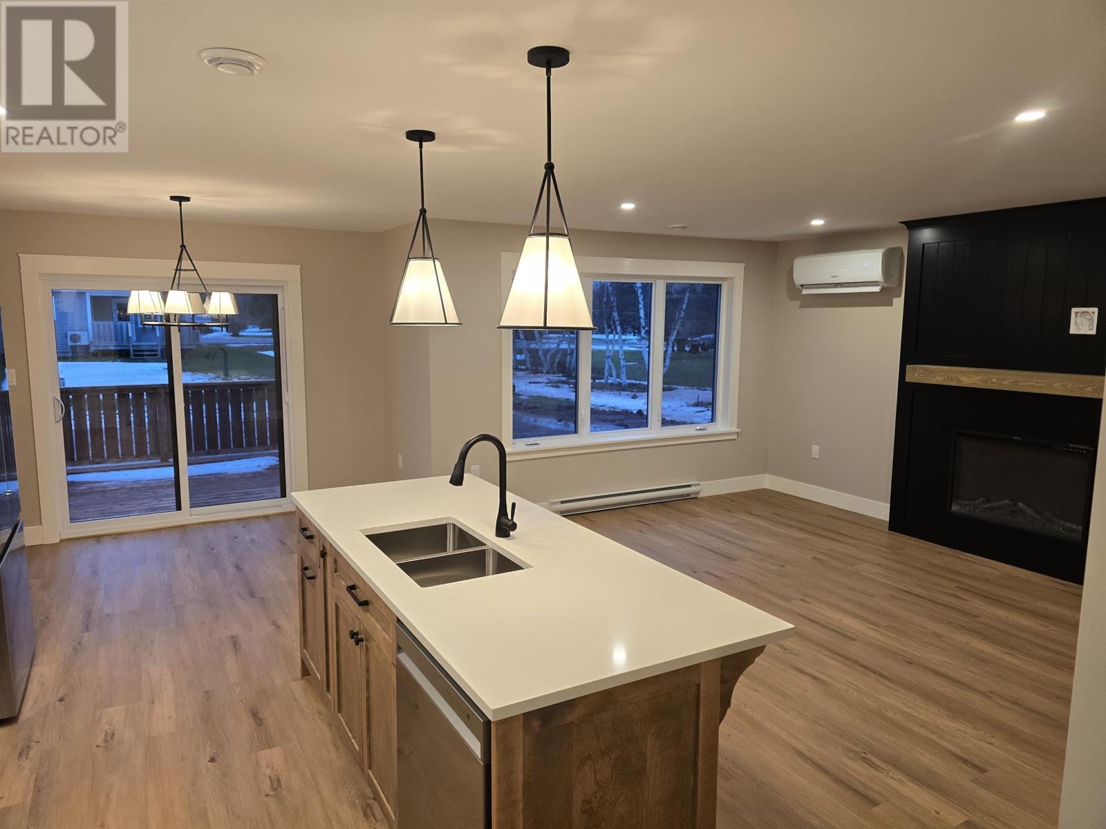 59 Essex Crescent, Charlottetown, Prince Edward Island  C1E 0G9 - Photo 3 - 202526999