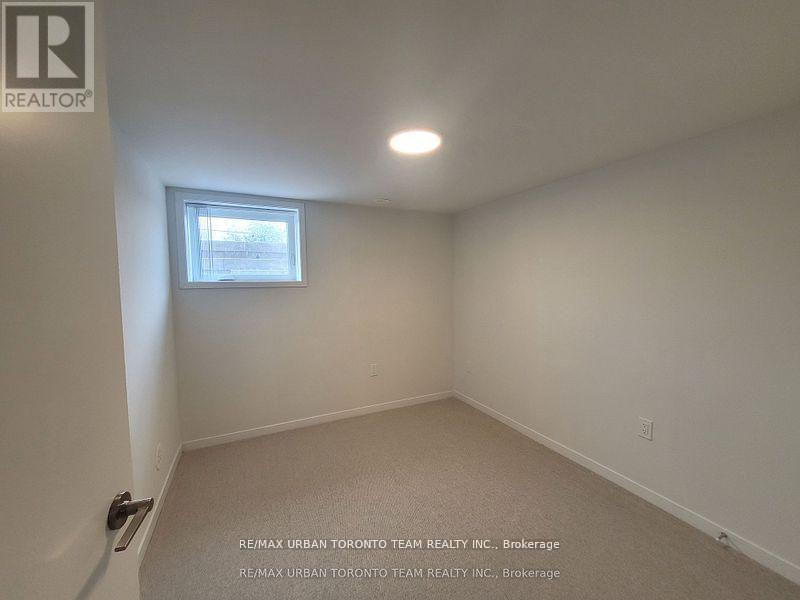 324 - 130 Honeycrisp Crescent, Vaughan, Ontario  L4K 0N6 - Photo 17 - N12633232