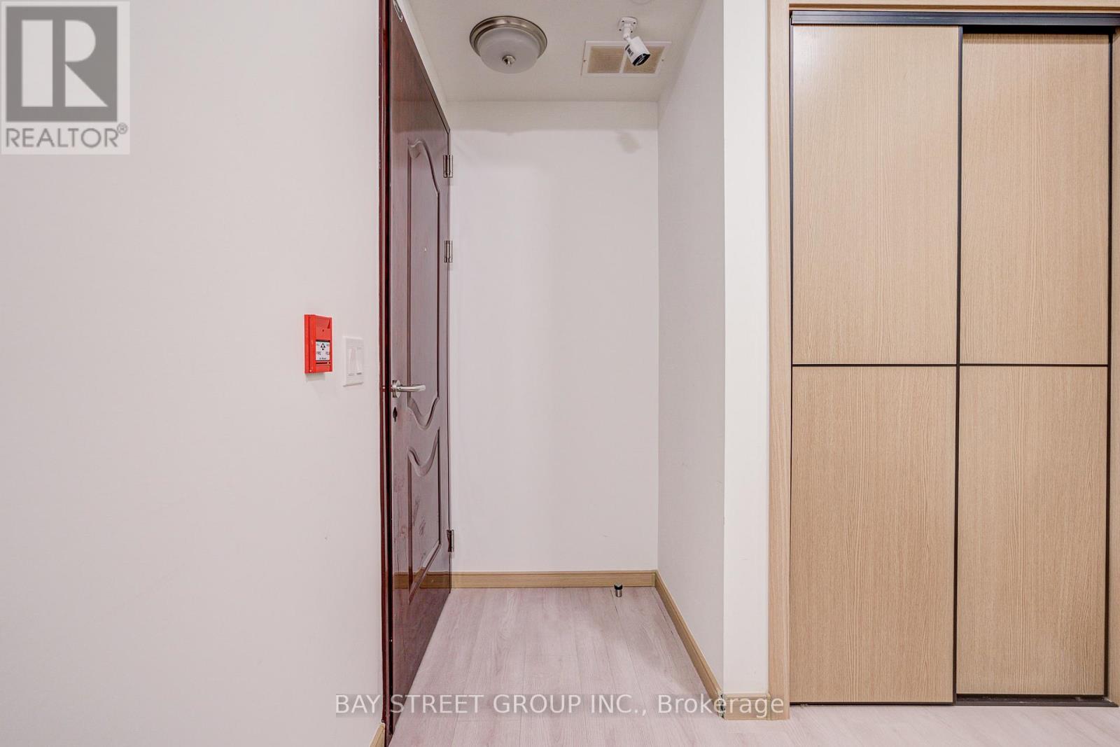 B315 - 50 Morecambe Gate, Toronto (L'amoreaux), Ontario  M1W 2N6 - Photo 13 - E12645190