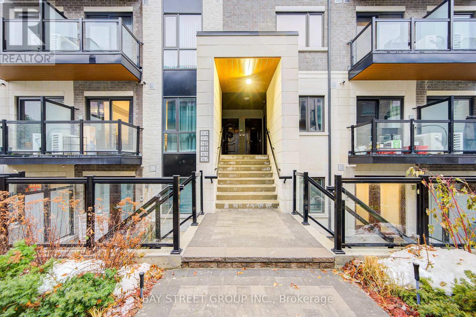 B315 - 50 Morecambe Gate, Toronto (L'amoreaux), Ontario  M1W 2N6 - Photo 2 - E12645190