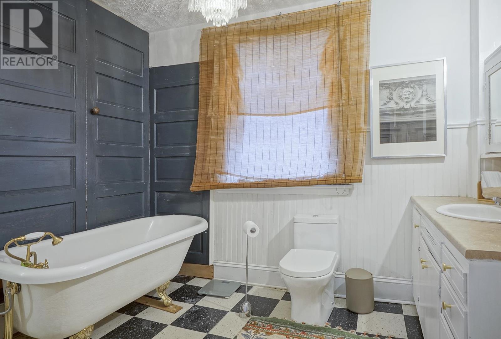 240 Hillsborough Street, Charlottetown, Prince Edward Island  C1A 4X1 - Photo 21 - 202529623