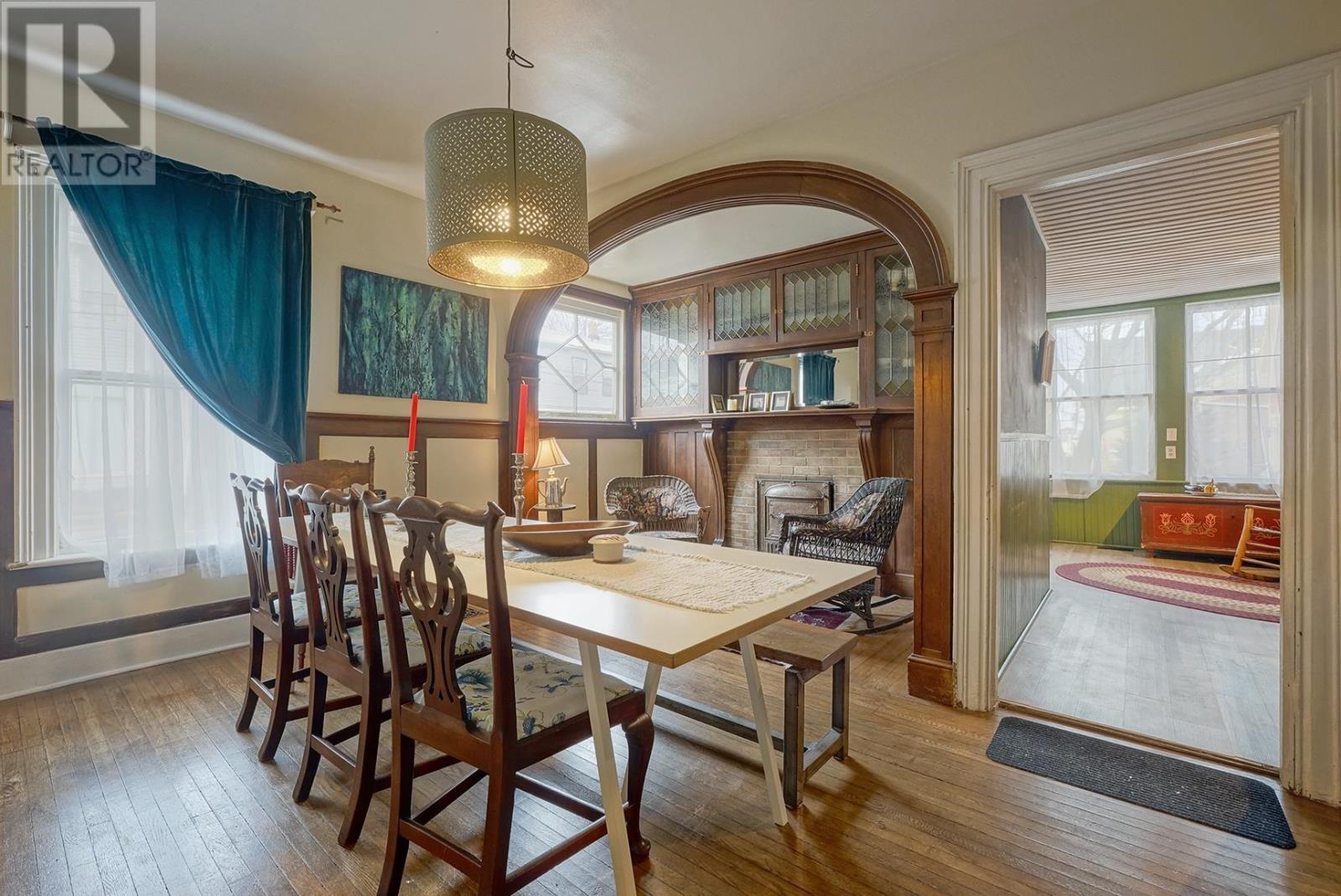 240 Hillsborough Street, Charlottetown, Prince Edward Island  C1A 4X1 - Photo 7 - 202529623