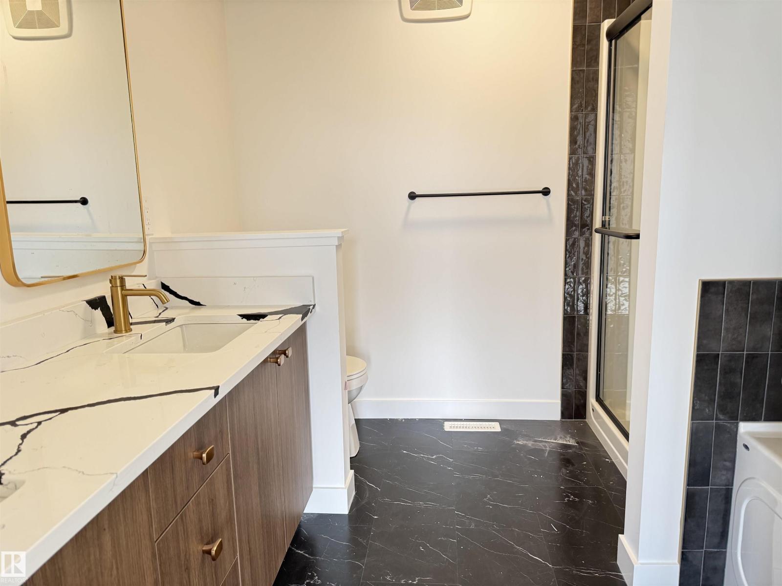 8223 Kiriak Lo Sw, Edmonton, Alberta  T6W 5S2 - Photo 8 - E4466579