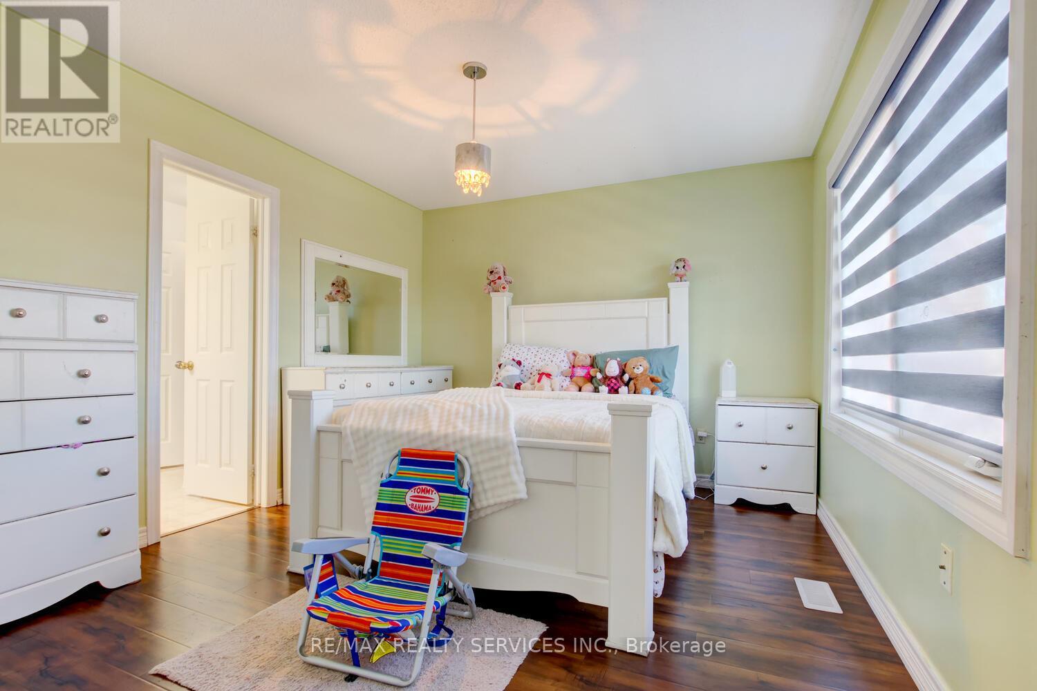 38 Cape Dorset Crescent, Brampton, Ontario  L6R 3L2 - Photo 26 - W12626742