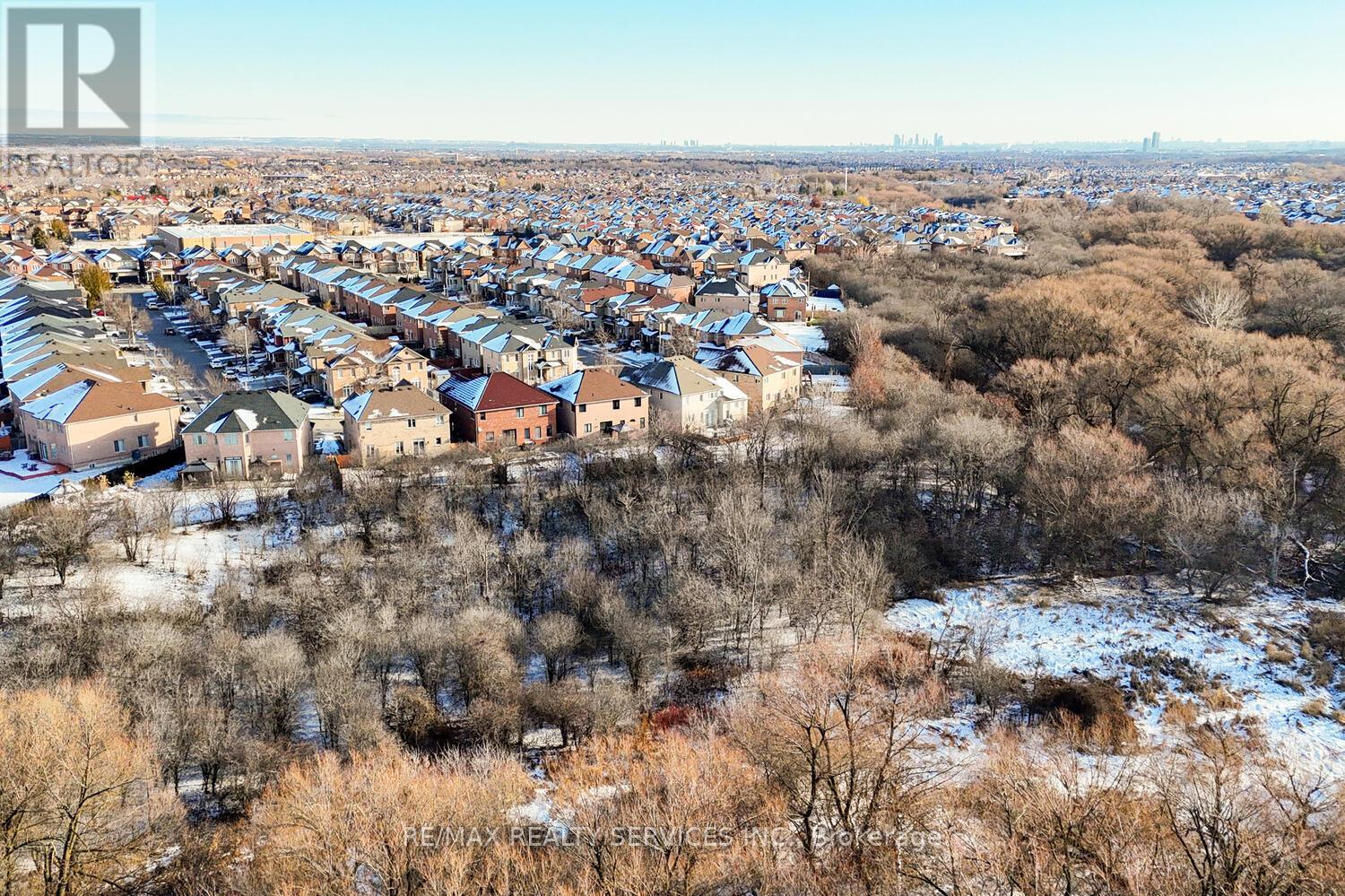 38 Cape Dorset Crescent, Brampton, Ontario  L6R 3L2 - Photo 42 - W12626742