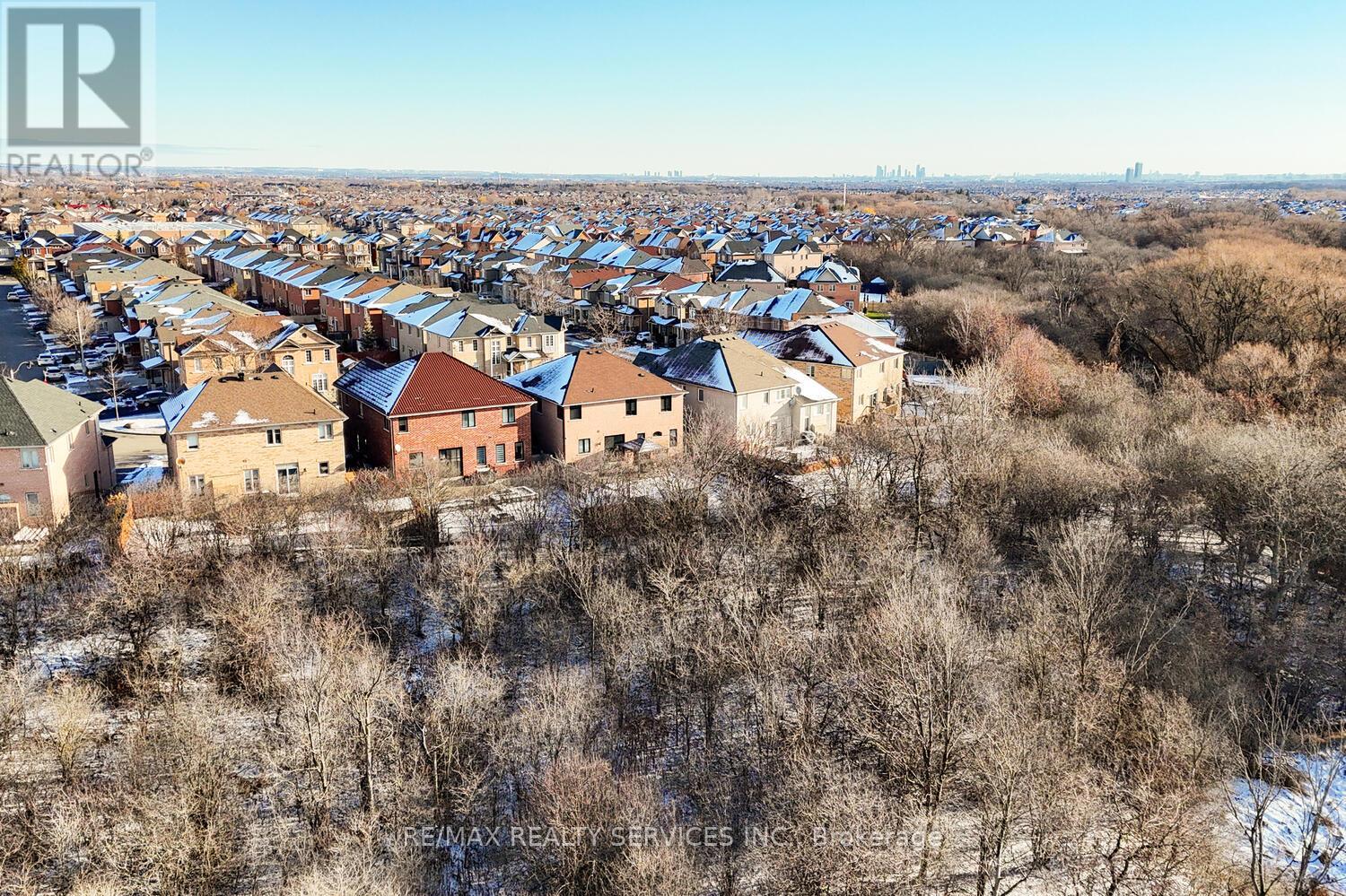 38 Cape Dorset Crescent, Brampton, Ontario  L6R 3L2 - Photo 41 - W12626742