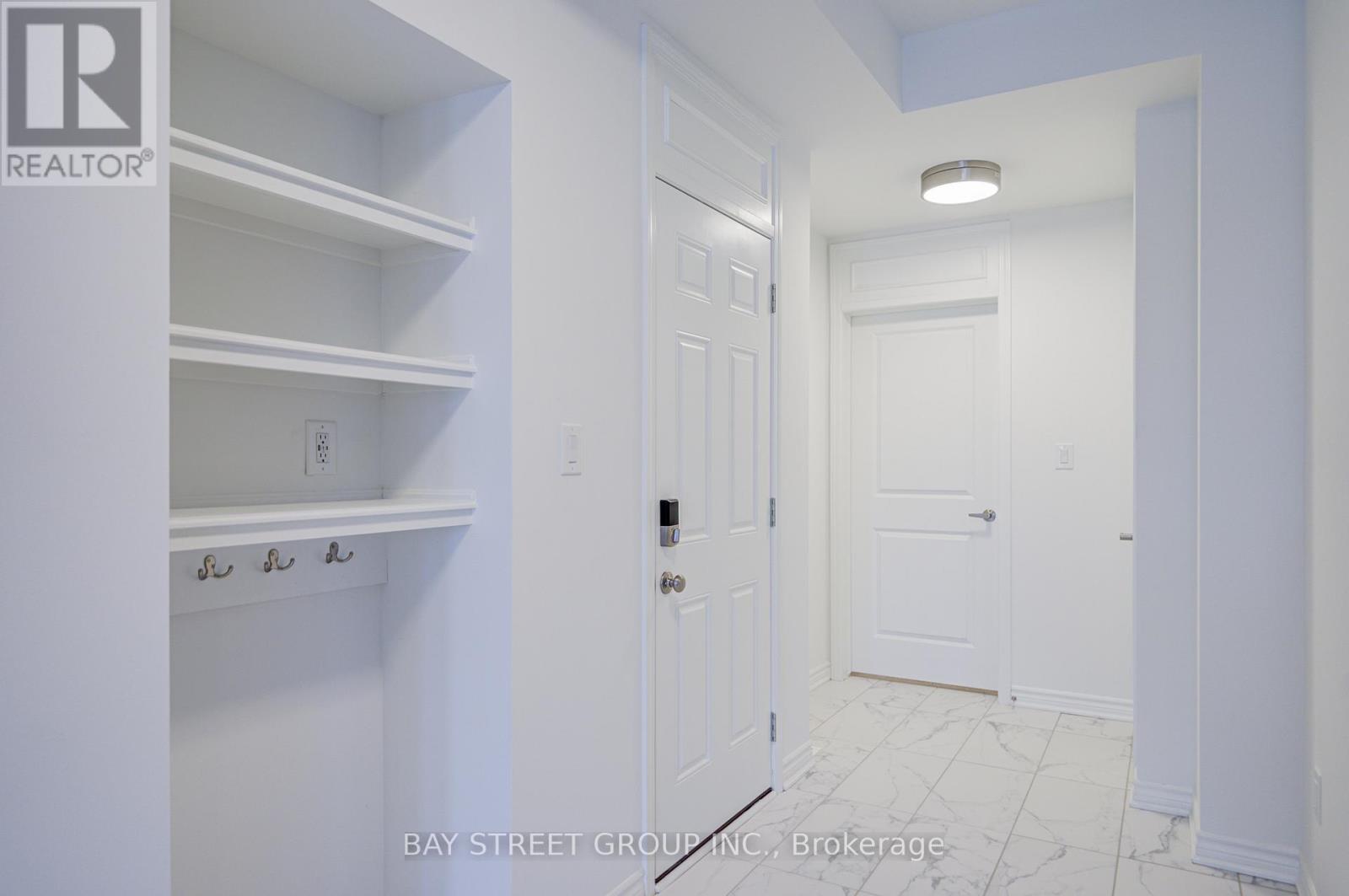 118 Azure Drive, Markham, Ontario  L6C 3M3 - Photo 6 - N12645212