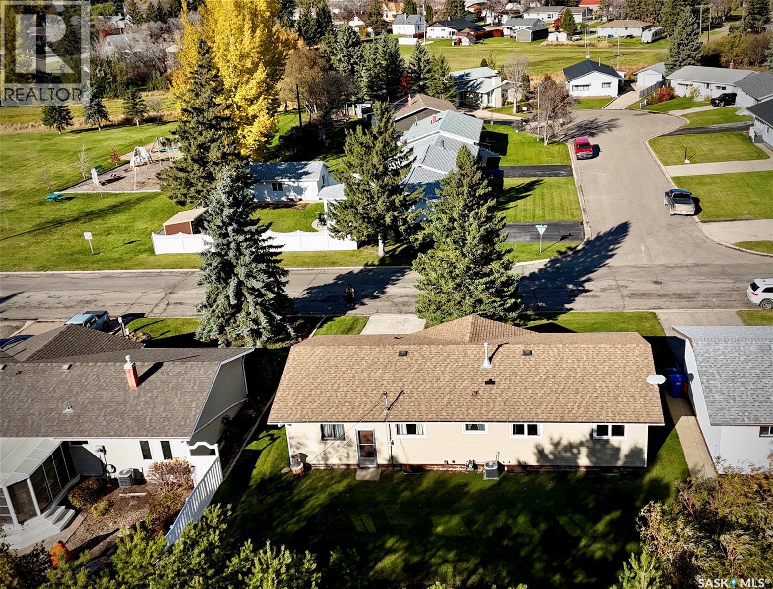 221 River Heights Drive, Langenburg, Saskatchewan  S0A 2A0 - Photo 3 - SK021541