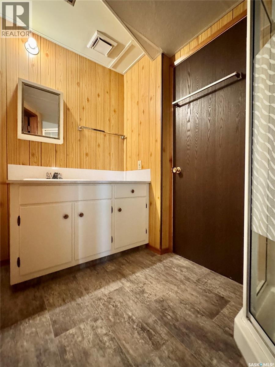 221 River Heights Drive, Langenburg, Saskatchewan  S0A 2A0 - Photo 36 - SK021541