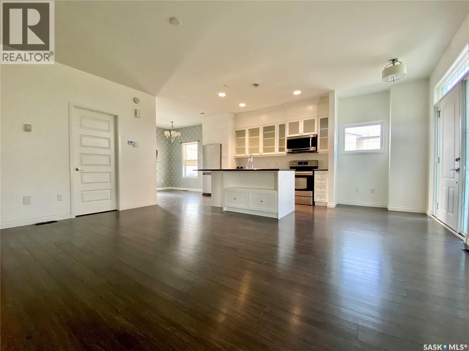 A & B 422 St Mary Street, Esterhazy, Saskatchewan  S0A 0X0 - Photo 11 - SK024256