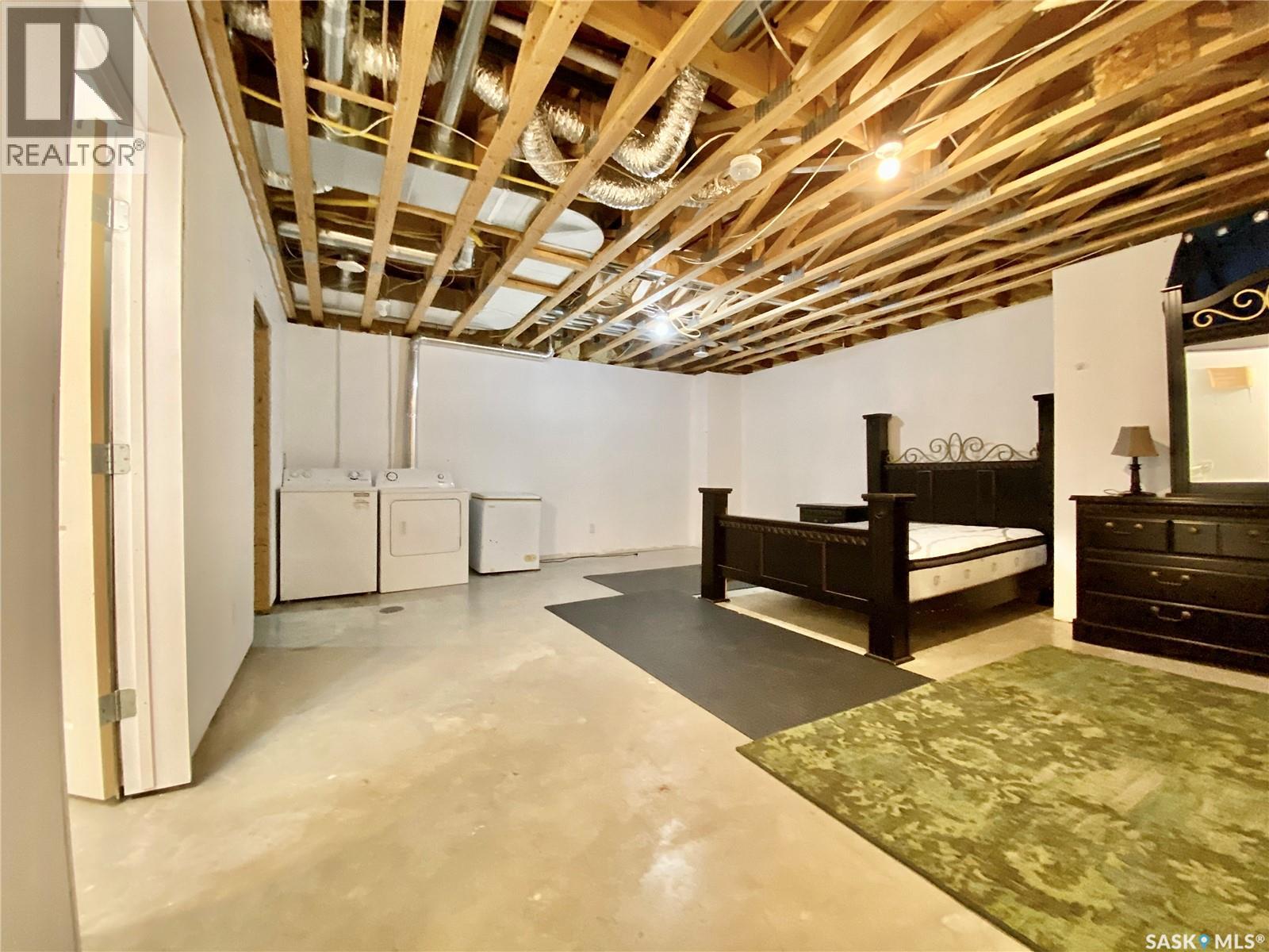 A & B 422 St Mary Street, Esterhazy, Saskatchewan  S0A 0X0 - Photo 23 - SK024256