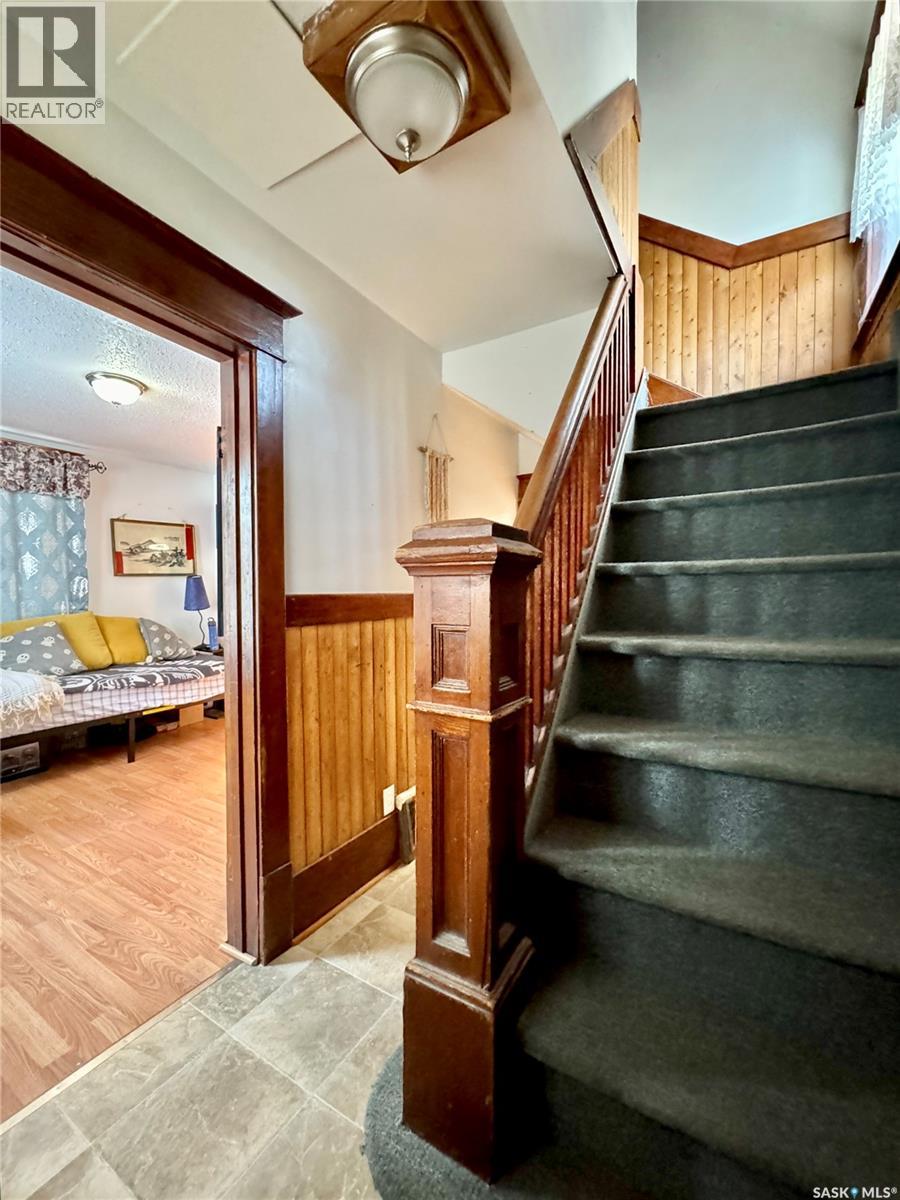 152 Sixth Avenue N, Yorkton, Saskatchewan  S3N 0Y1 - Photo 3 - SK025527