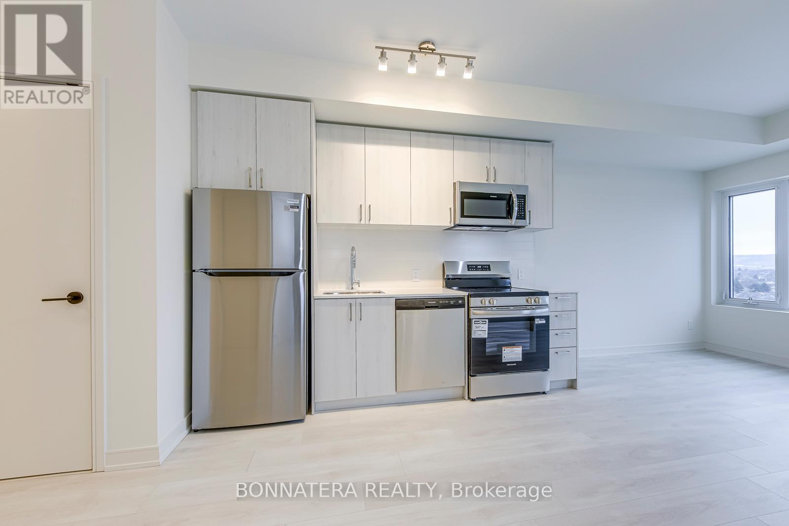 910b - 8020 Derry Road, Milton, Ontario  L9T 2N2 - Photo 12 - W12645222