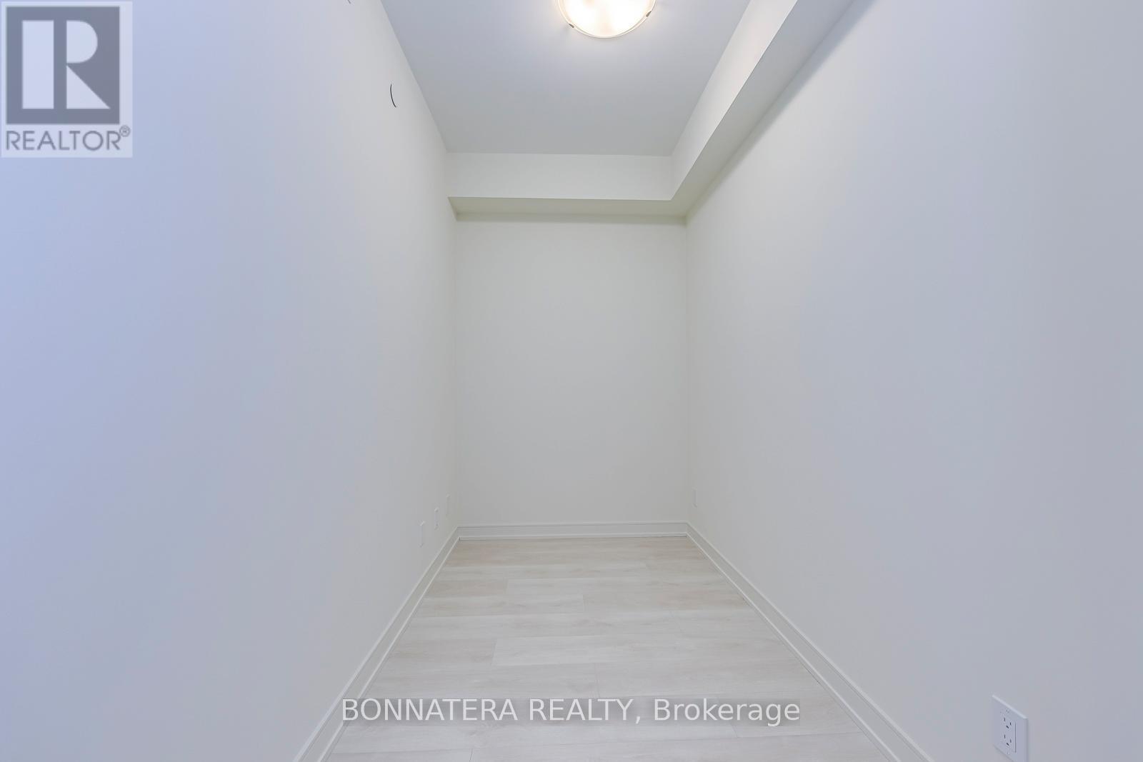 910b - 8020 Derry Road, Milton, Ontario  L9T 2N2 - Photo 8 - W12645222