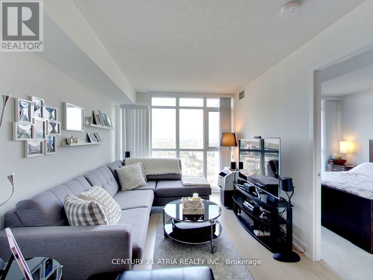 2901 - 15 Iceboat Terrace, Toronto, Ontario  M5V 4A5 - Photo 10 - C12645228