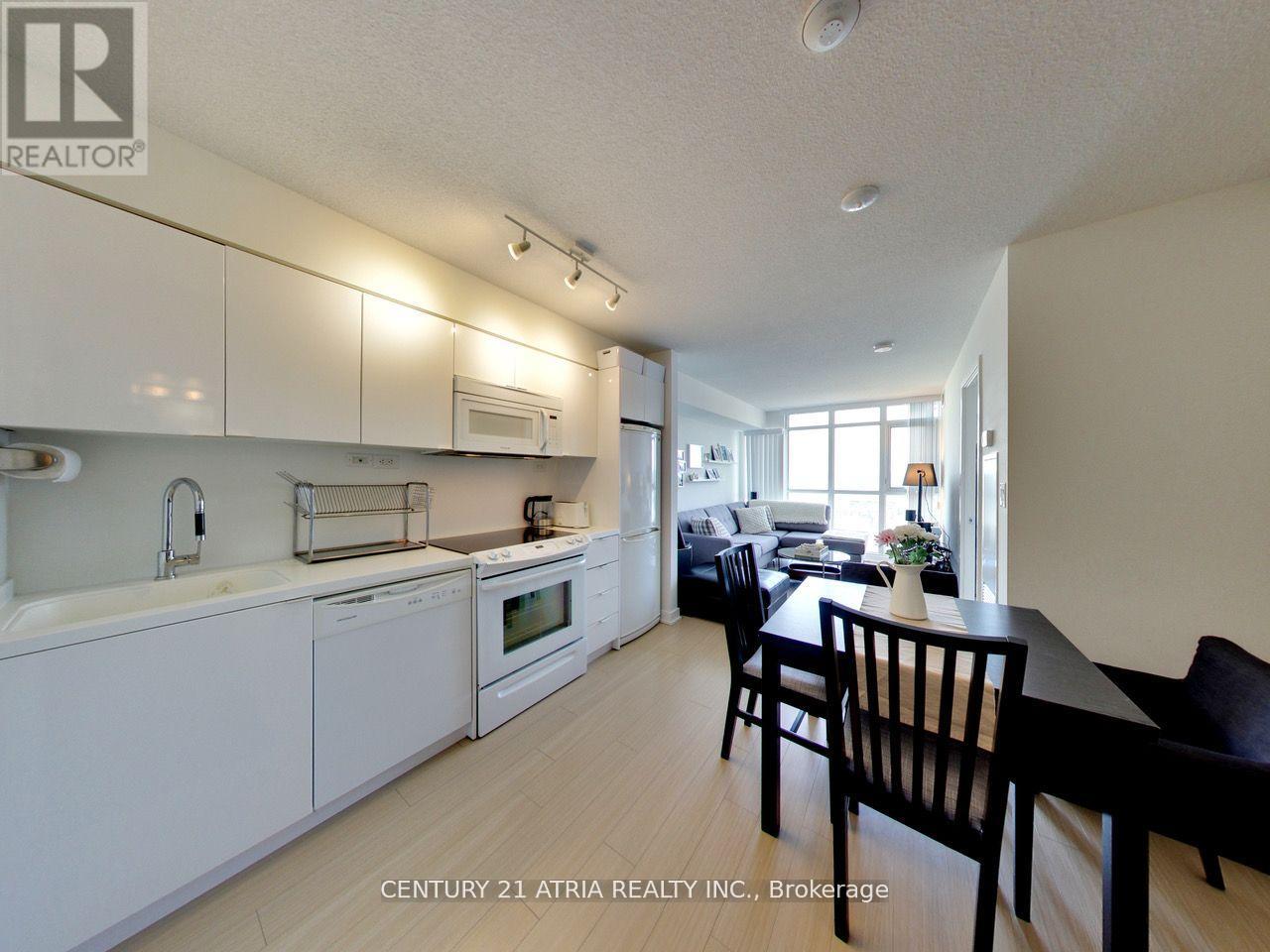 2901 - 15 Iceboat Terrace, Toronto, Ontario  M5V 4A5 - Photo 6 - C12645228