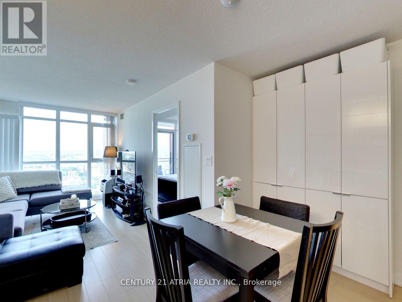 2901 - 15 Iceboat Terrace, Toronto, Ontario  M5V 4A5 - Photo 8 - C12645228