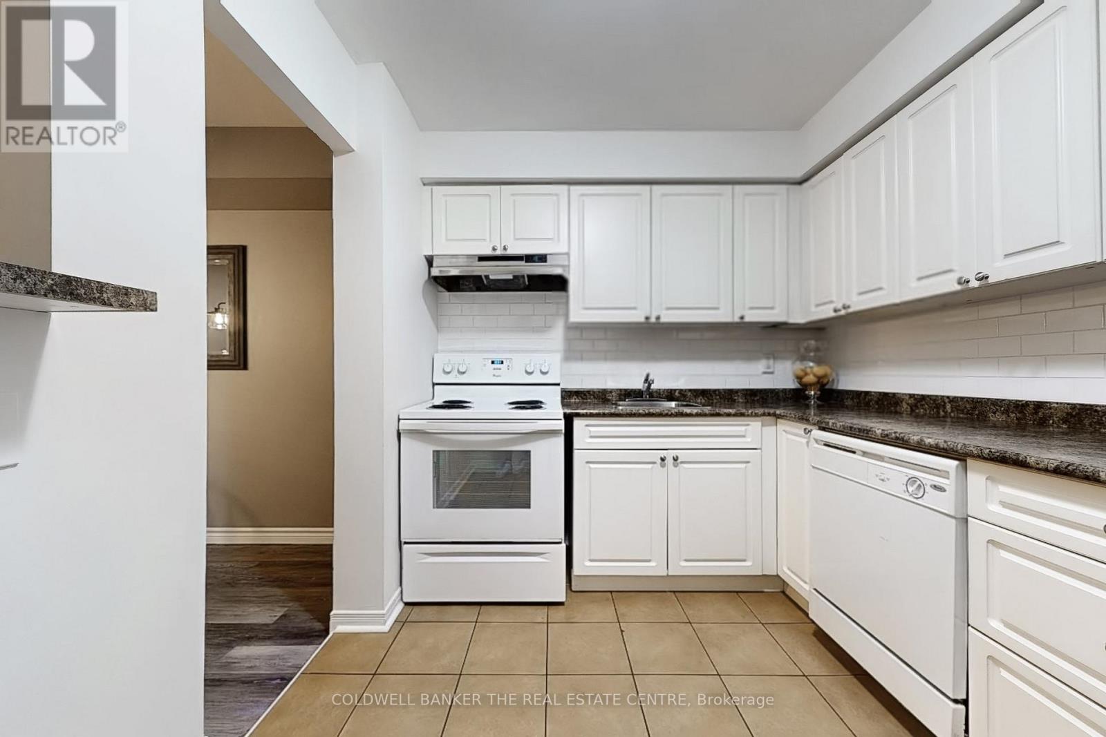 195 Milestone Crescent, Aurora, Ontario  L4G 3M2 - Photo 8 - N12645226