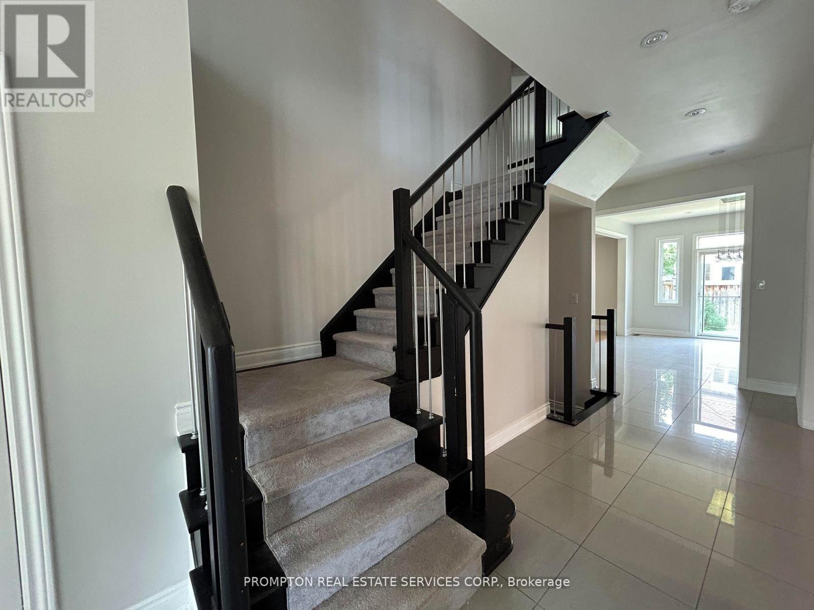 981 Goring Circle, Newmarket, Ontario  L3X 0A1 - Photo 11 - N12645232