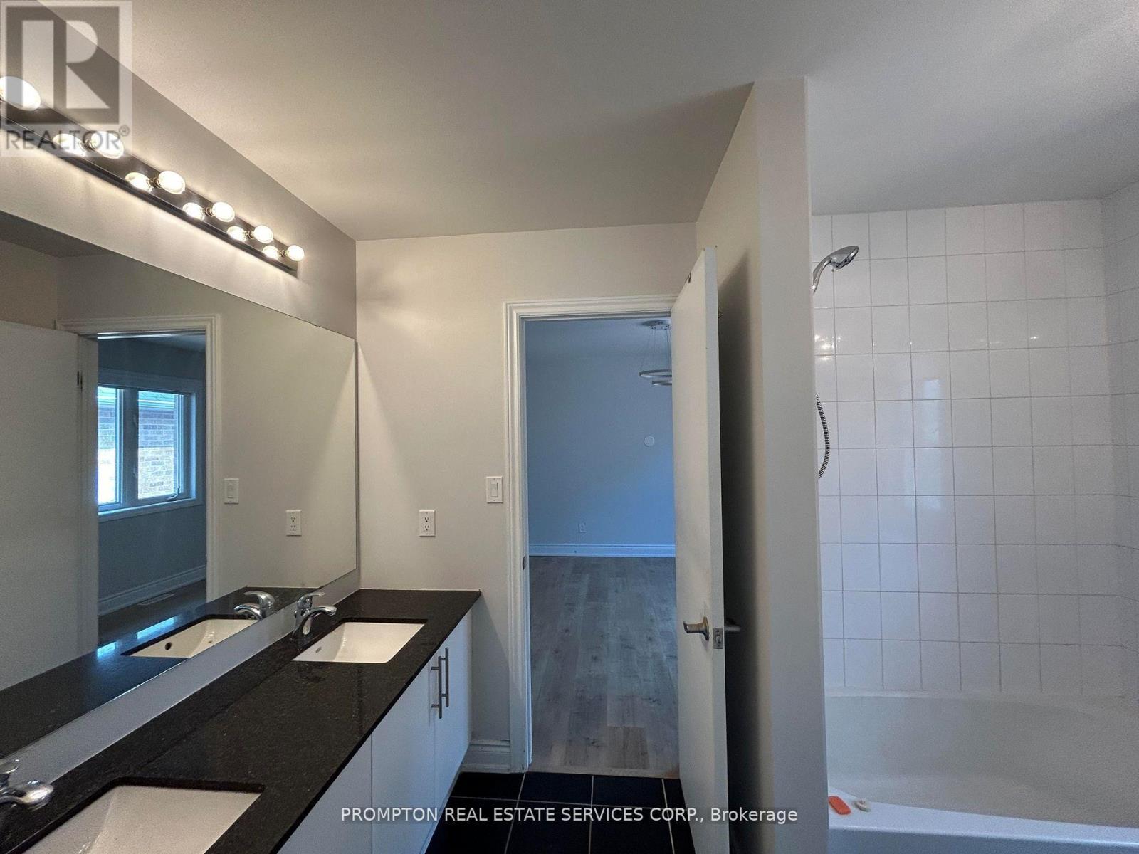 981 Goring Circle, Newmarket, Ontario  L3X 0A1 - Photo 17 - N12645232