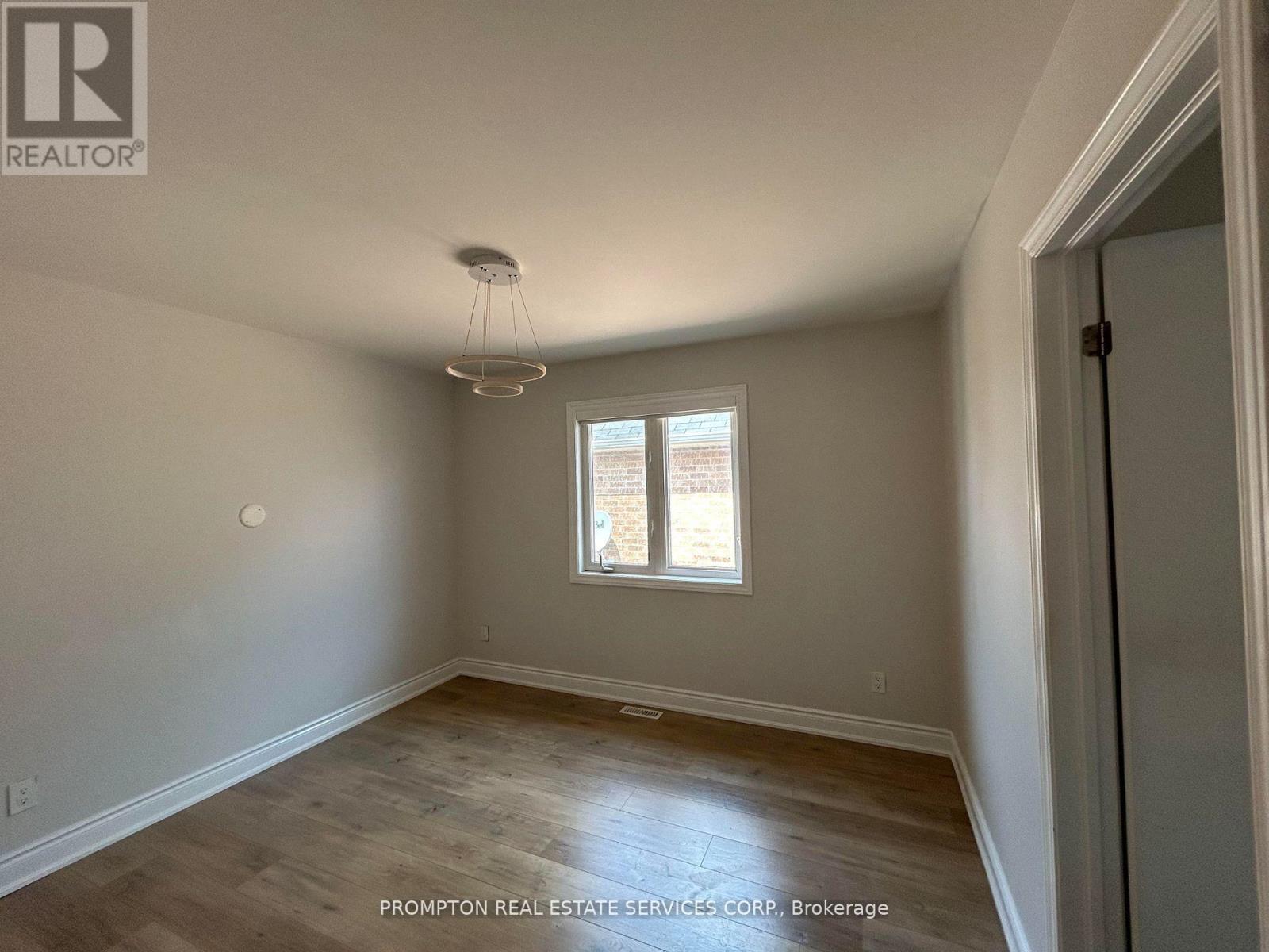 981 Goring Circle, Newmarket, Ontario  L3X 0A1 - Photo 19 - N12645232