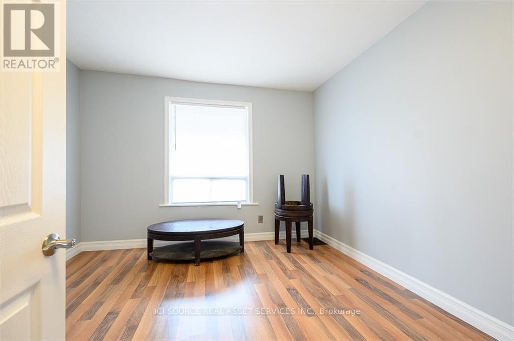 Main Fl - 103 Macaulay Street E, Hamilton, Ontario  L8L 3X4 - Photo 8 - X12645230