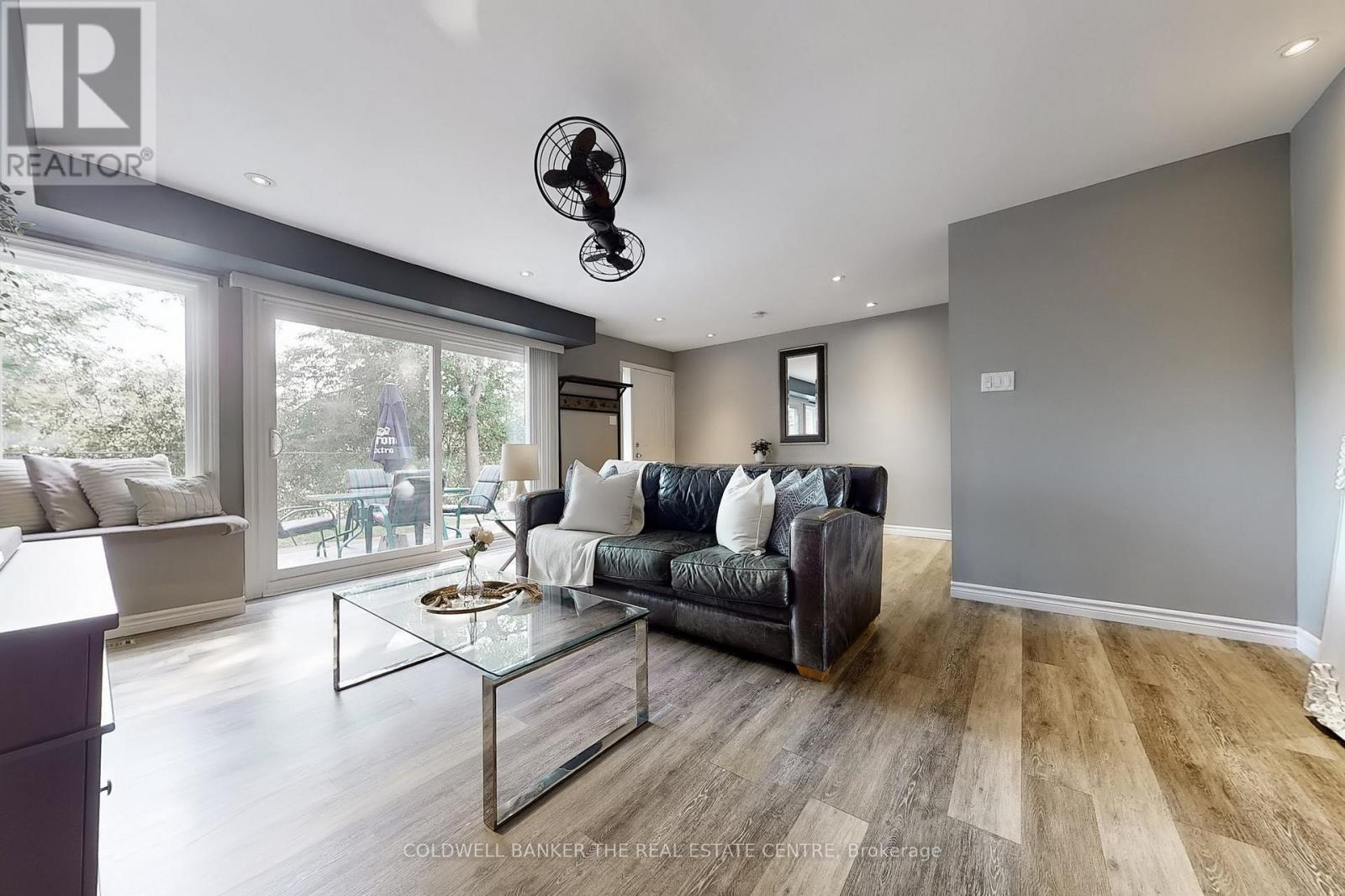 65 - 195 Milestone Crescent, Aurora, Ontario  L4G 3M2 - Photo 4 - N12645236