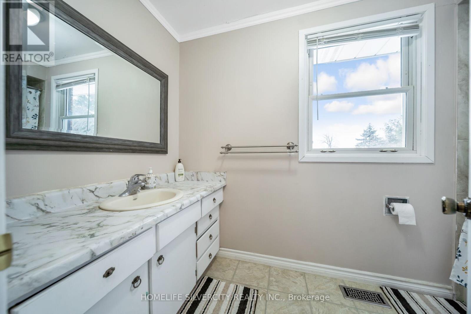 19771 Mountainview Road, Caledon, Ontario  L7K 2G7 - Photo 22 - W12645234