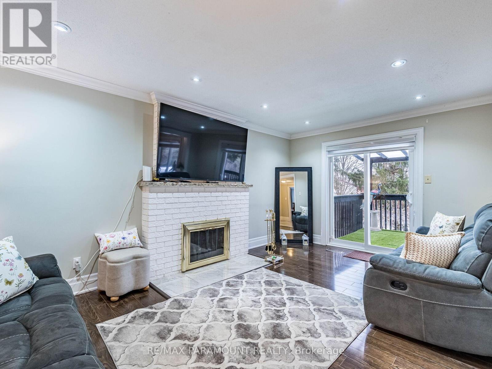 49 Marilyn Street, Caledon, Ontario  L7C 1H5 - Photo 17 - W12634464