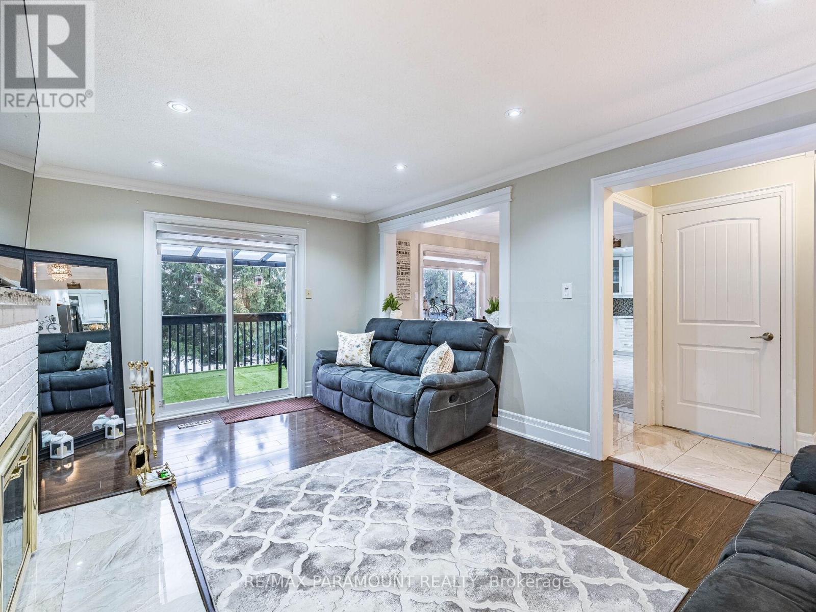 49 Marilyn Street, Caledon, Ontario  L7C 1H5 - Photo 18 - W12634464