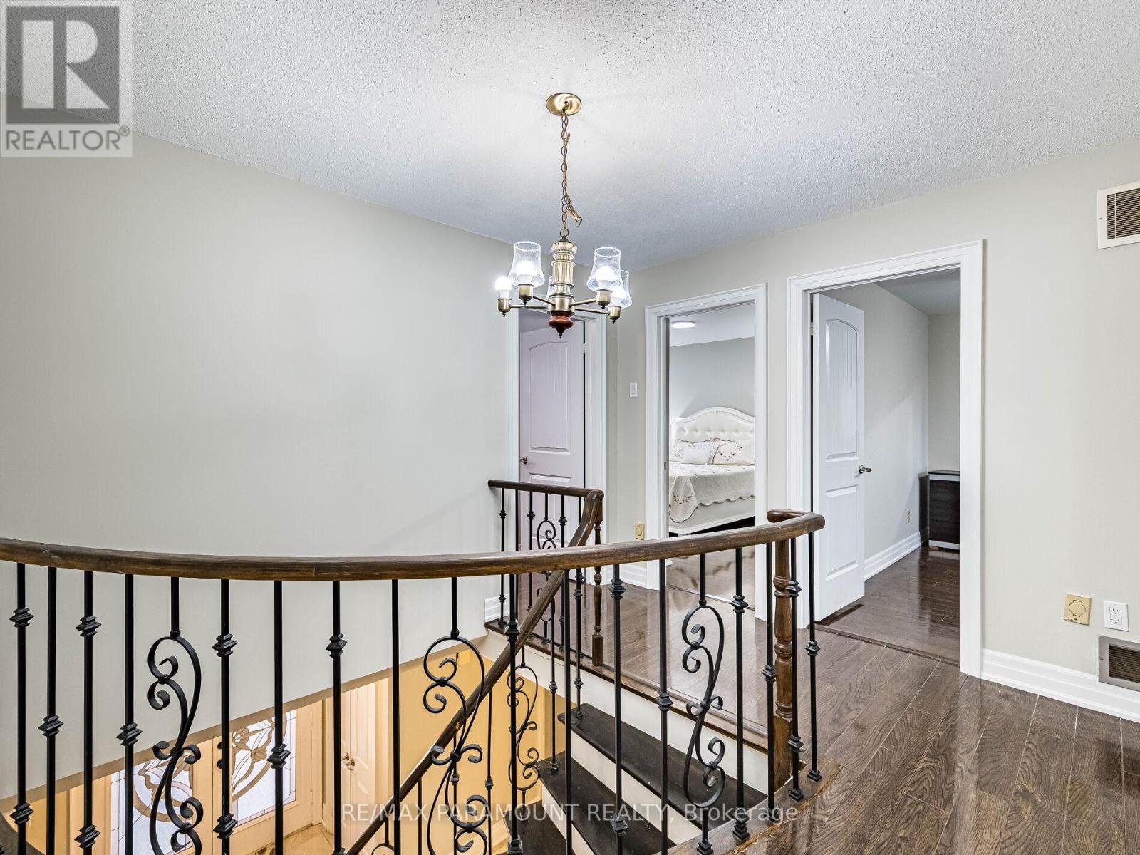 49 Marilyn Street, Caledon, Ontario  L7C 1H5 - Photo 25 - W12634464