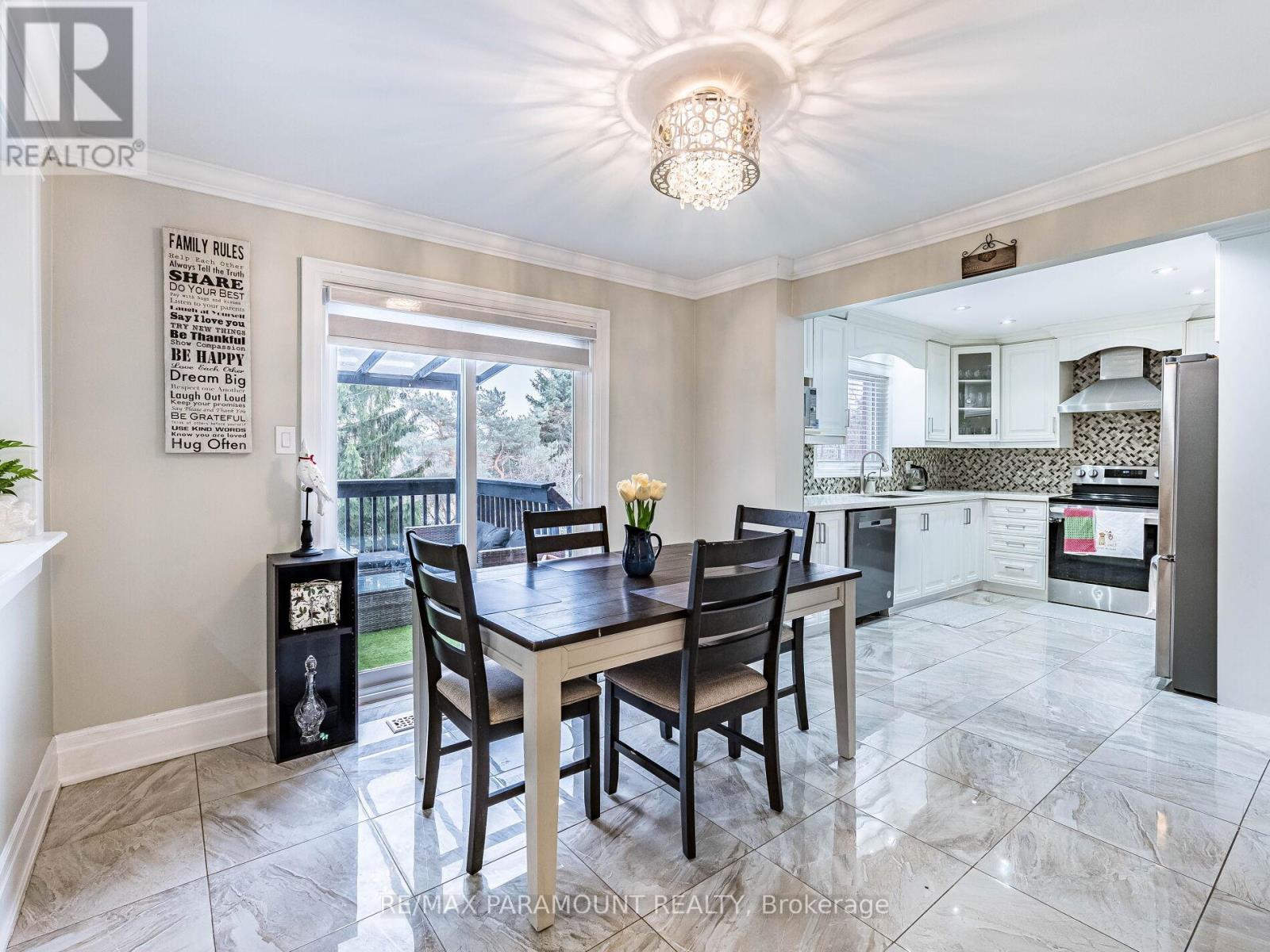 49 Marilyn Street, Caledon, Ontario  L7C 1H5 - Photo 20 - W12634464