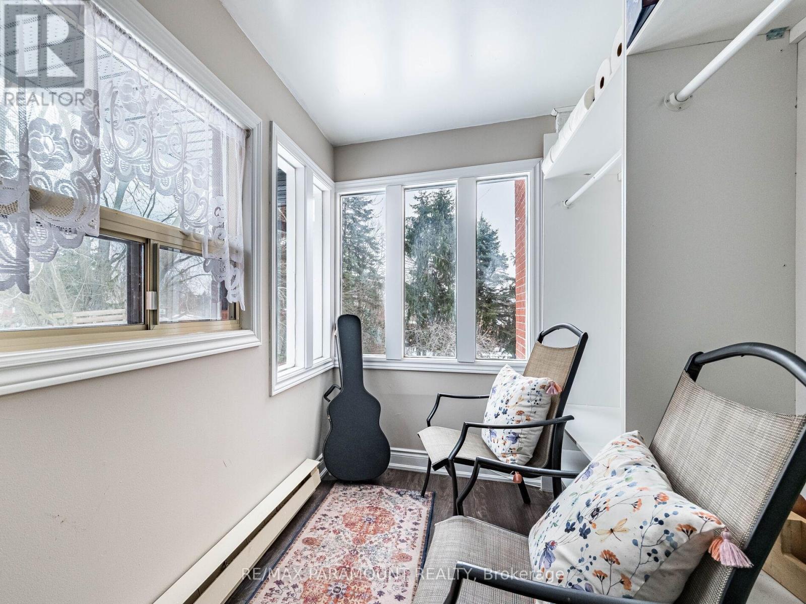 49 Marilyn Street, Caledon, Ontario  L7C 1H5 - Photo 9 - W12634464