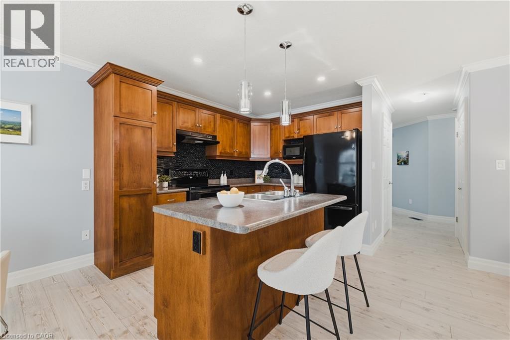 172 Porchlight Drive, Elmira, Ontario  N3B 0A3 - Photo 4 - 40794383