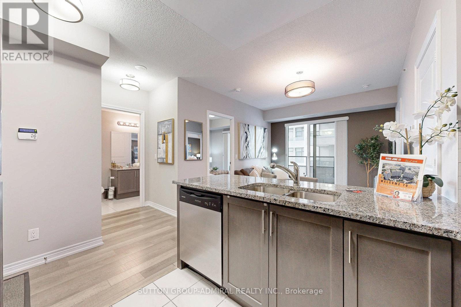 1016 - 9255 Jane Street, Vaughan, Ontario  L6A 0K1 - Photo 15 - N12526210