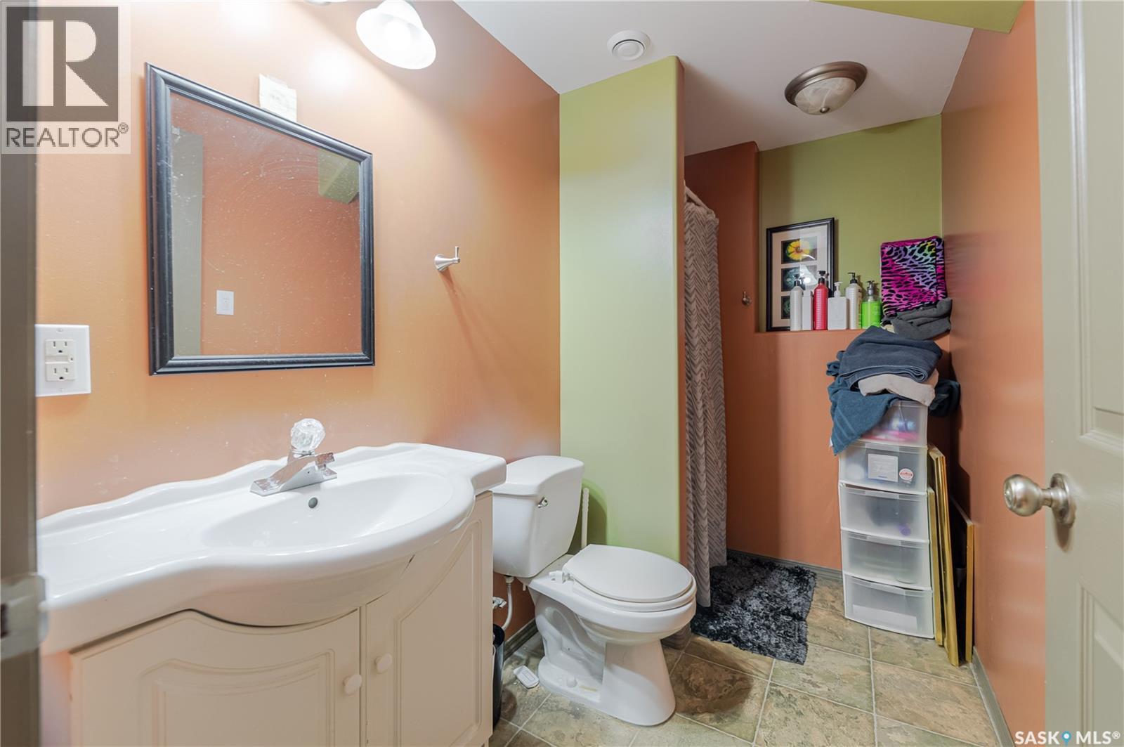 294 Wellington Drive, Moose Jaw, Saskatchewan  S6K 1A4 - Photo 27 - SK025775