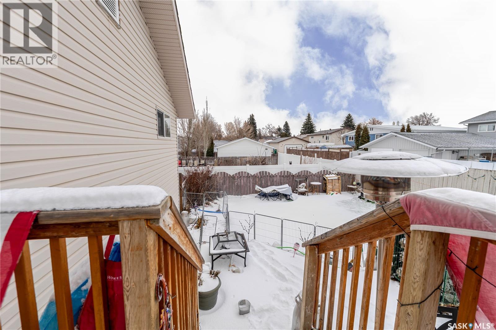 294 Wellington Drive, Moose Jaw, Saskatchewan  S6K 1A4 - Photo 34 - SK025775