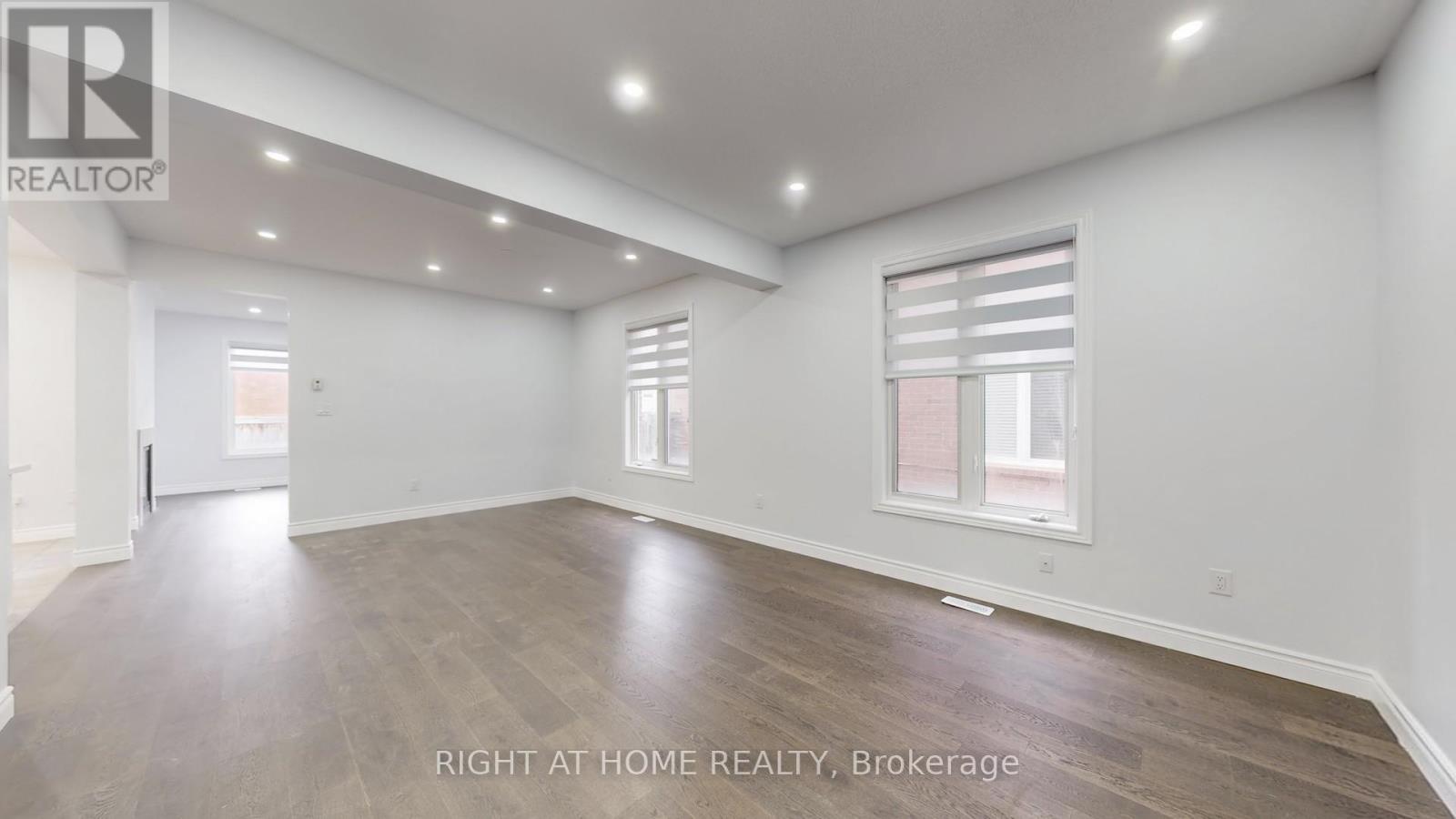 45 Denali Crescent, Brampton, Ontario  L6P 3X1 - Photo 3 - W12645250