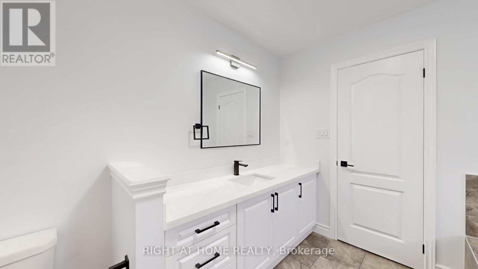 45 Denali Crescent, Brampton, Ontario  L6P 3X1 - Photo 31 - W12645250