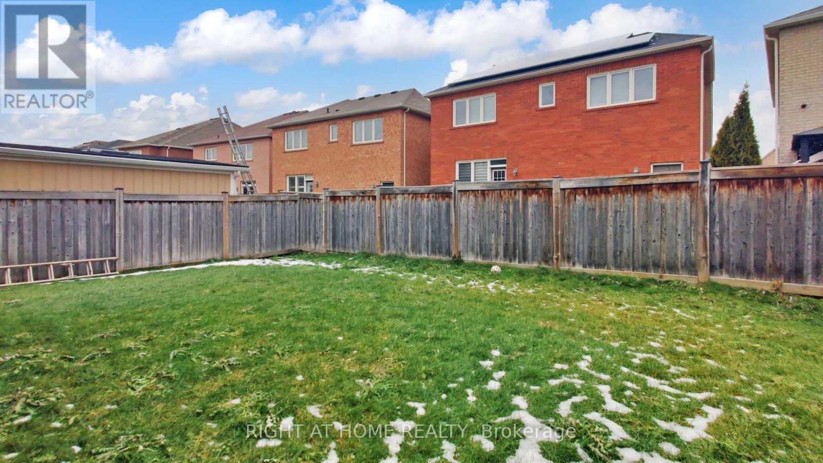 45 Denali Crescent, Brampton, Ontario  L6P 3X1 - Photo 50 - W12645250