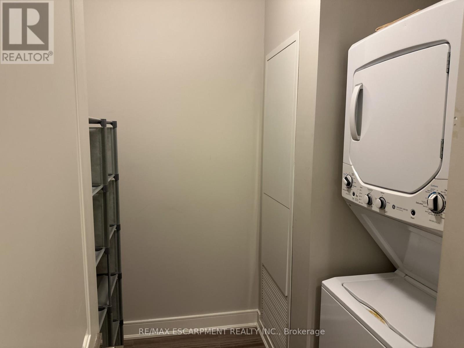 1011 - 150 Main Street E, Hamilton, Ontario  L8P 1H8 - Photo 5 - X12645248