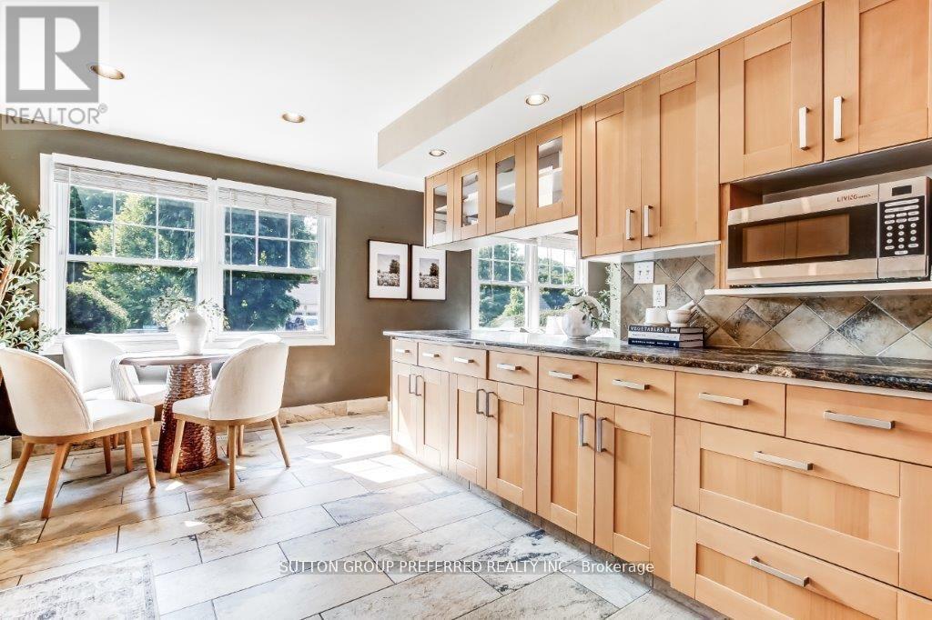 14 Cowan Avenue, London South, Ontario  N6C 4E6 - Photo 15 - X12645268