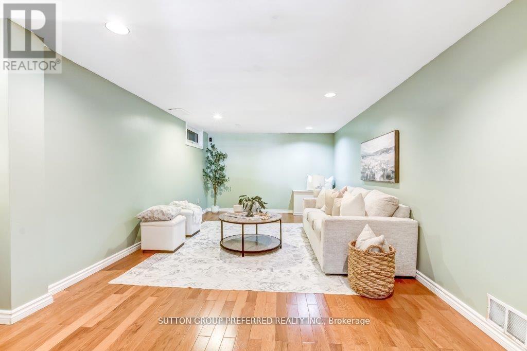 14 Cowan Avenue, London South, Ontario  N6C 4E6 - Photo 28 - X12645268