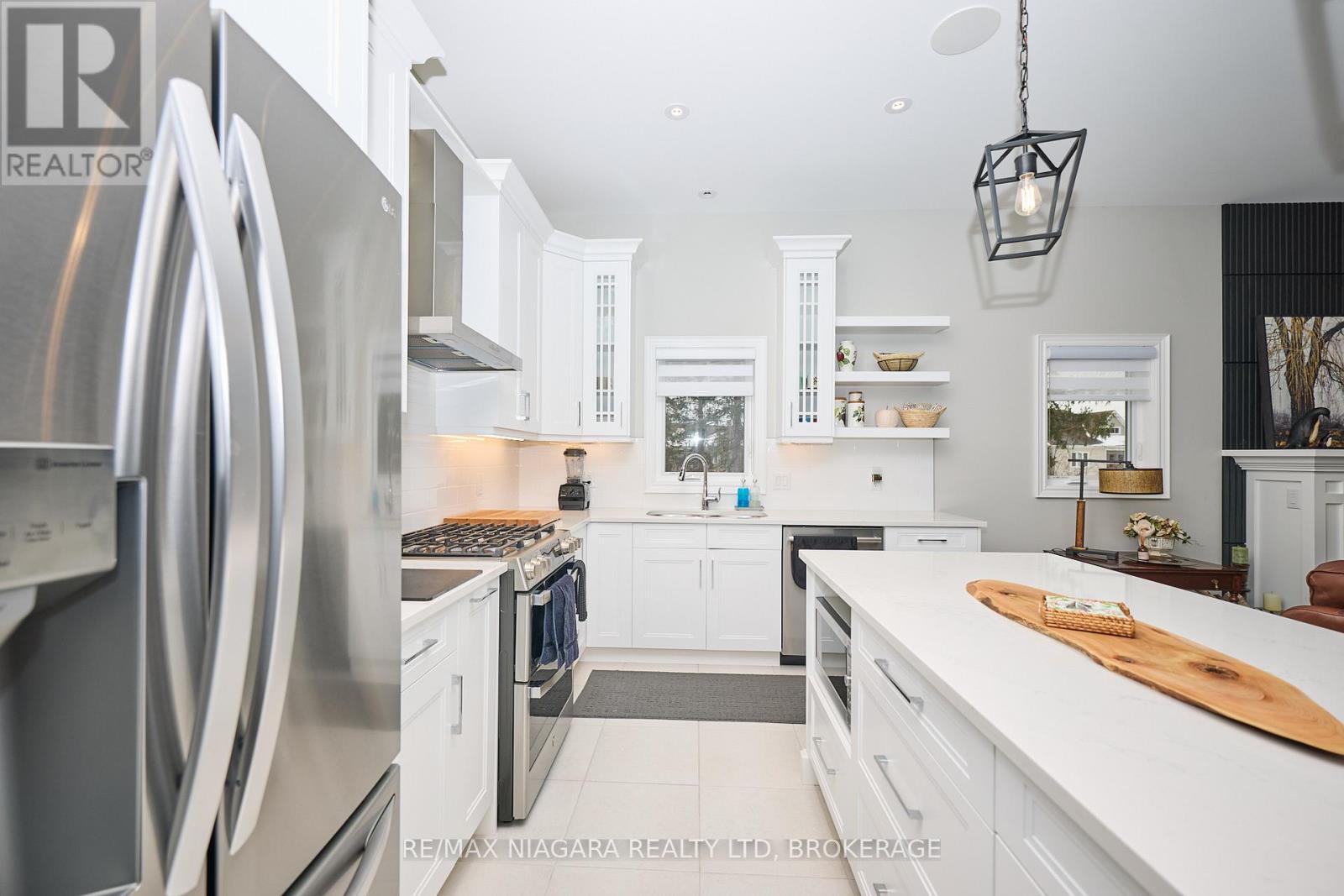 18 - 23 Sassafras Row, Fort Erie, Ontario  L0S 1N0 - Photo 8 - X12645264