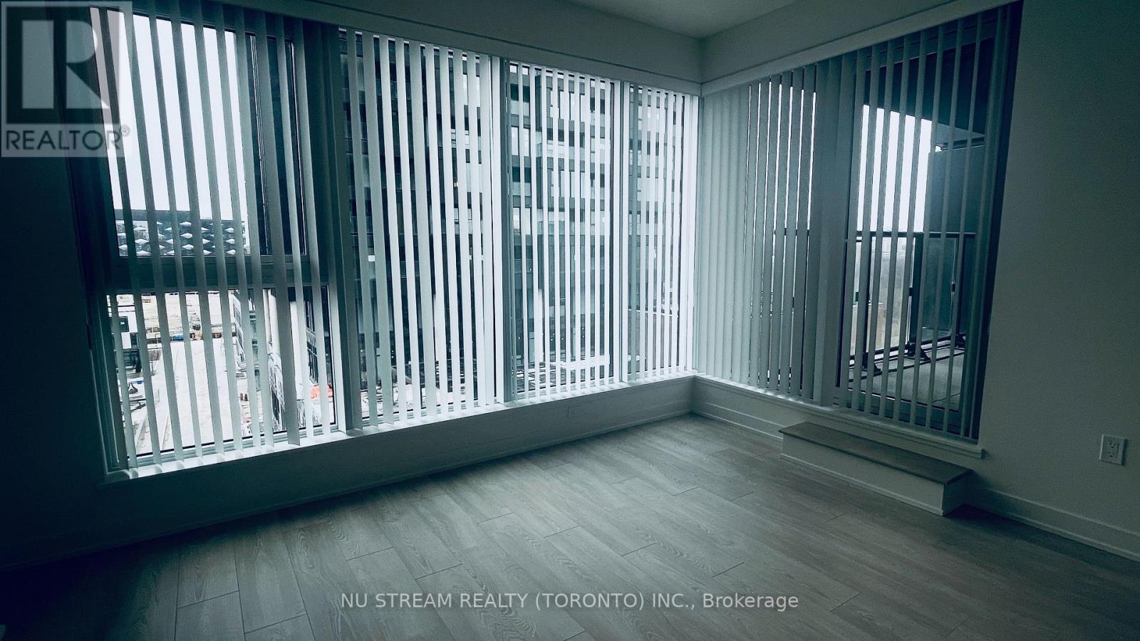 620 - 1 Quarrington Lane, Toronto, Ontario  M3C 0S4 - Photo 11 - C12645262