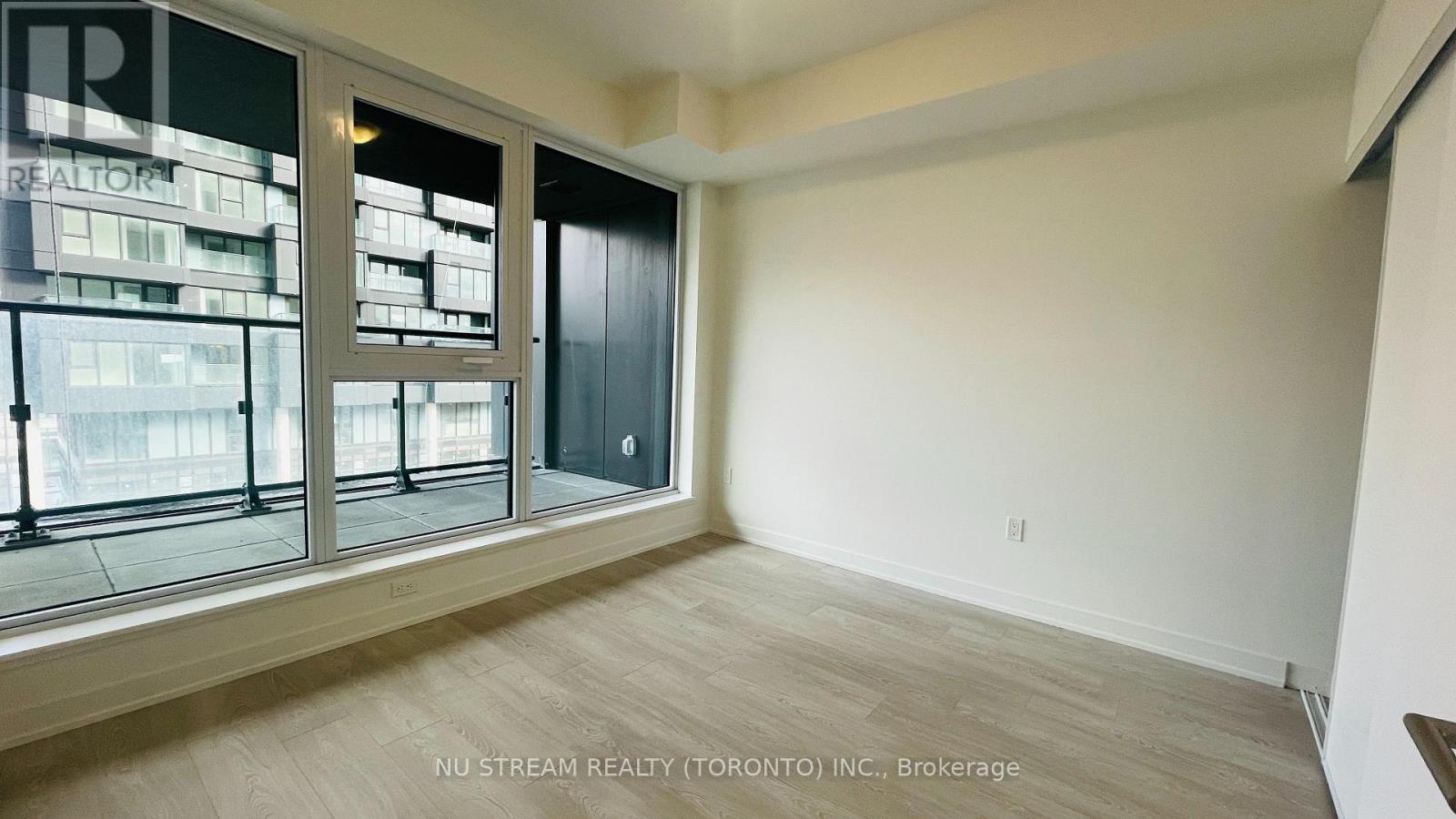 620 - 1 Quarrington Lane, Toronto, Ontario  M3C 0S4 - Photo 7 - C12645262