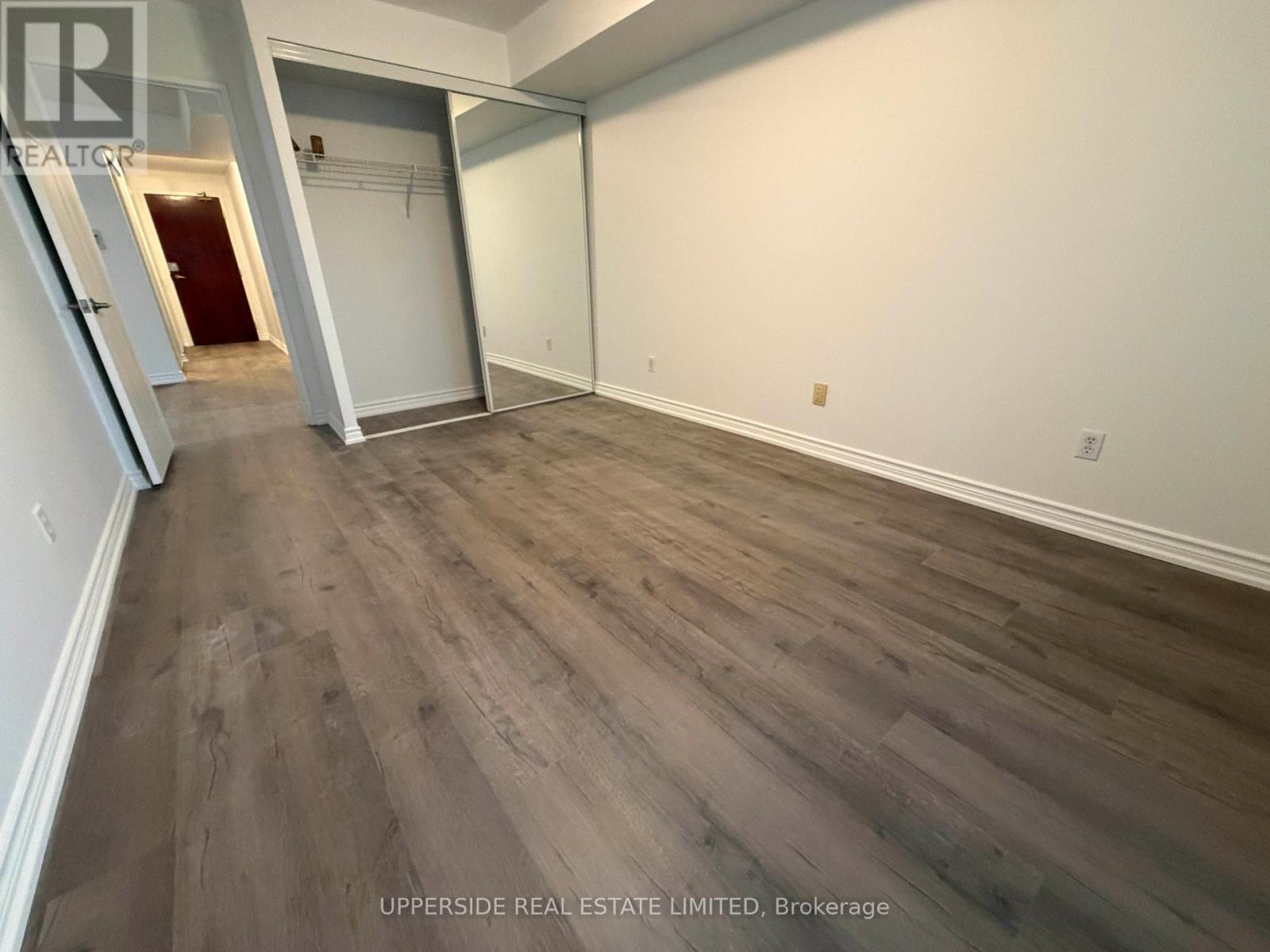 2705 - 750 Bay Street, Toronto, Ontario  M5G 1N6 - Photo 10 - C12645272