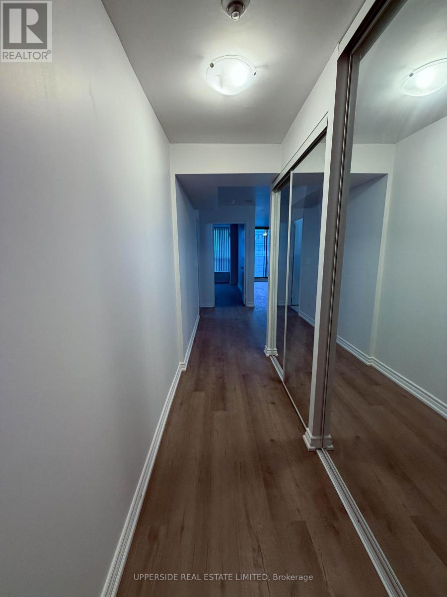 2705 - 750 Bay Street, Toronto, Ontario  M5G 1N6 - Photo 11 - C12645272