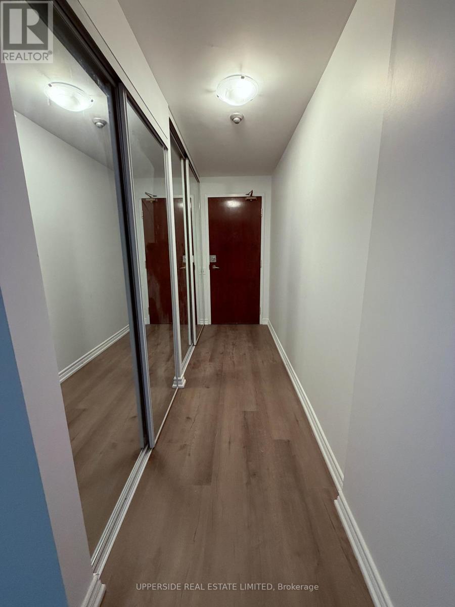 2705 - 750 Bay Street, Toronto, Ontario  M5G 1N6 - Photo 12 - C12645272